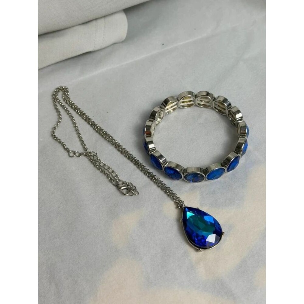 Blue Rhinestone Necklace & Bracelet Jewelry Set Silver Ton